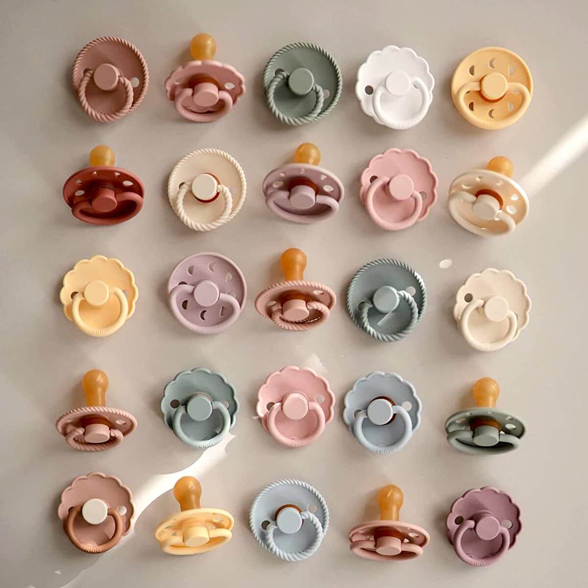 Suces FRIGG & accessoires Mushie