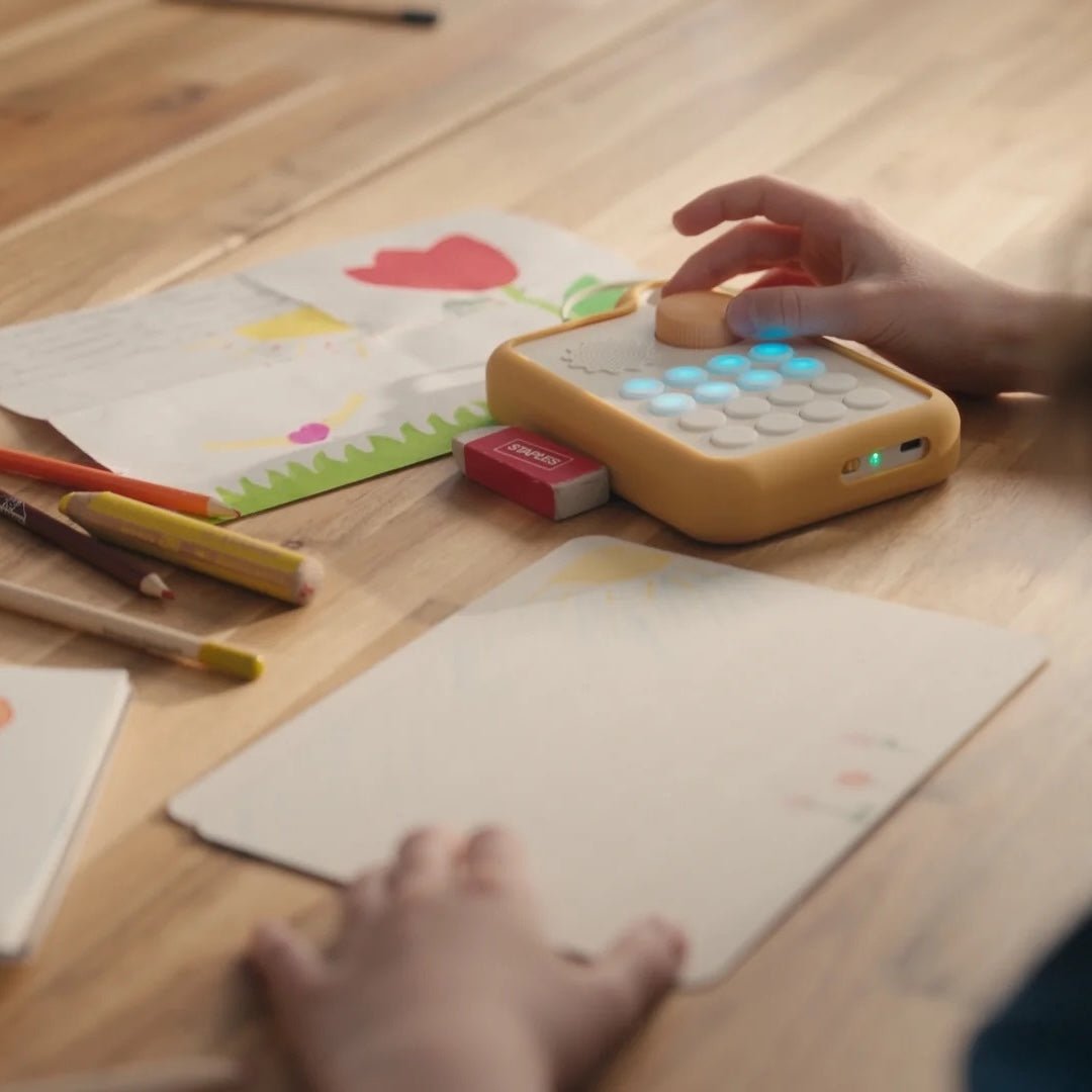 Fabli: le compagnon de jeu sans écran pour enfants de 0 à 10 ans (fr-en)Jeux éducatifs - Boutique LeoLudo