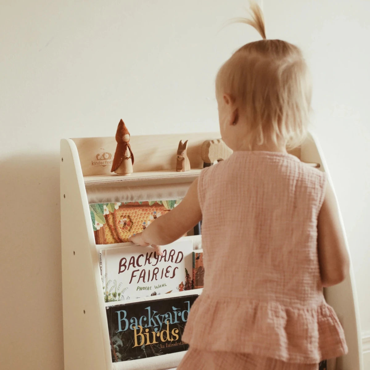 Bibliothèque Sling montessori en bois – Kinderfeets - Meubles - Boutique LeoLudo - Kinderfeets