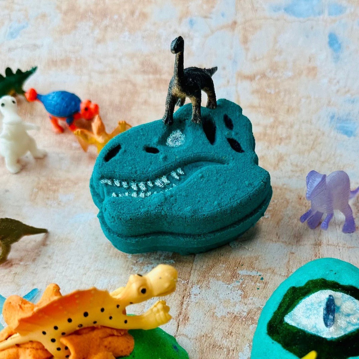 Bombe de bain surprise - Coucou Dino - Pour le bain - Boutique LeoLudo - La Fabrik