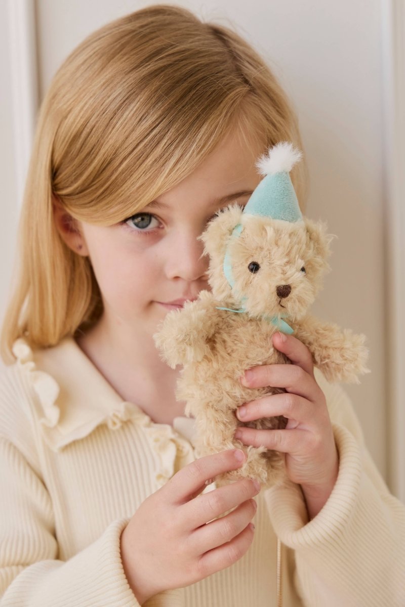 Breloque pour sac - Arthur l'ours de fête - Sky - Snuggle Bunnies -Peluches- Boutique LeoLudo-Snuggle Bunnies