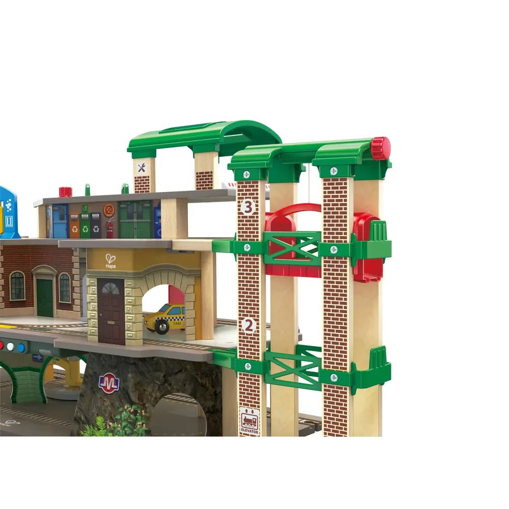 Circuit de train multi - niveaux – Ville interactive - Ensembles de jeu - Boutique LeoLudo - Hape