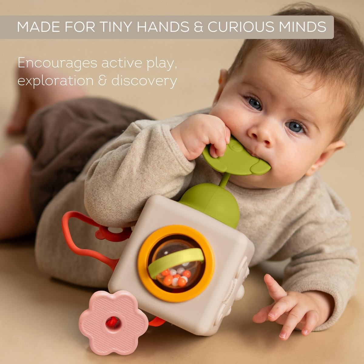Cube en silicone Peek & Play -Jouets d'éveil- Boutique LeoLudo-Taf Toys