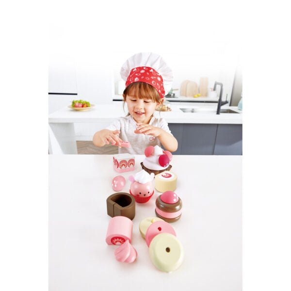 Ensemble desserts aux fraises en bois - Jouets d'imitation - Boutique LeoLudo - Hape