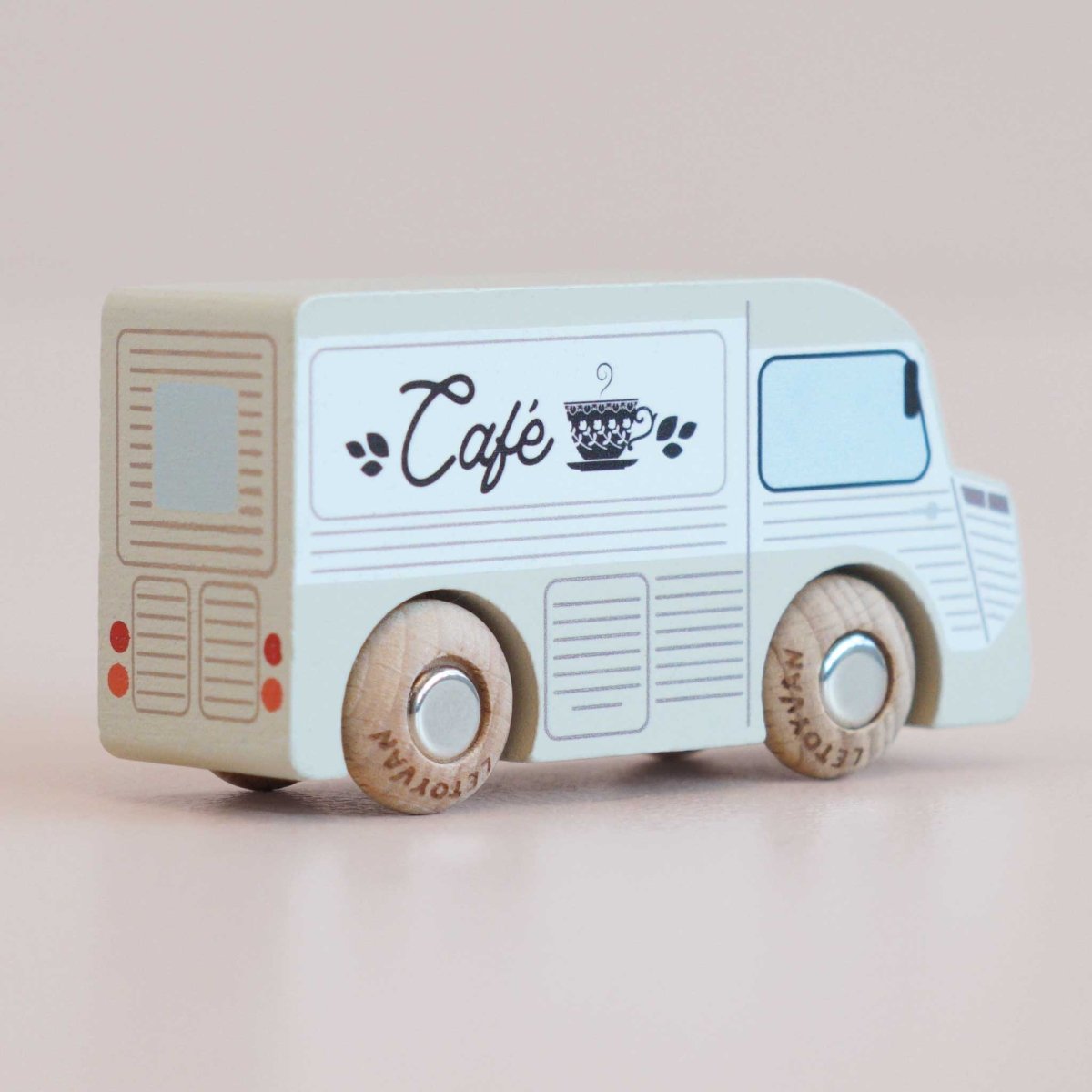 Fourgonnette café en bois Coco -Véhicules de jeu- Boutique LeoLudo-Le Toy Van