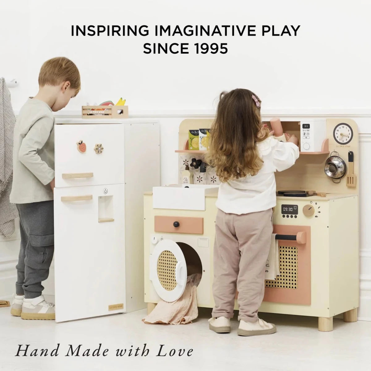 Grande cuisine en bois familiale -Jouets d'imitation- Boutique LeoLudo-Le Toy Van