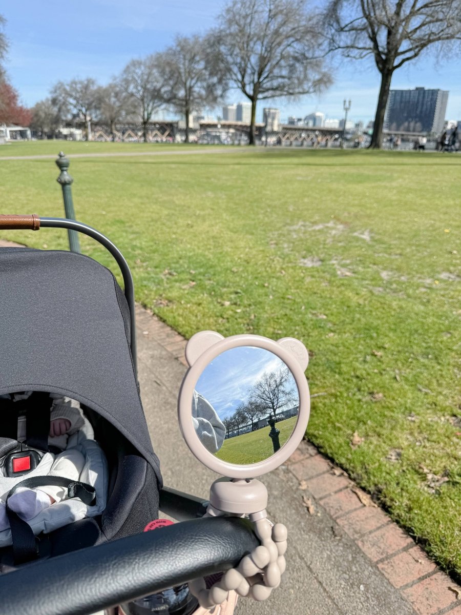 Itzy Peek Stroller Mirror™ – Miroir pour poussette -Équipement bébé- Boutique LeoLudo-Itzy Ritzy Canada