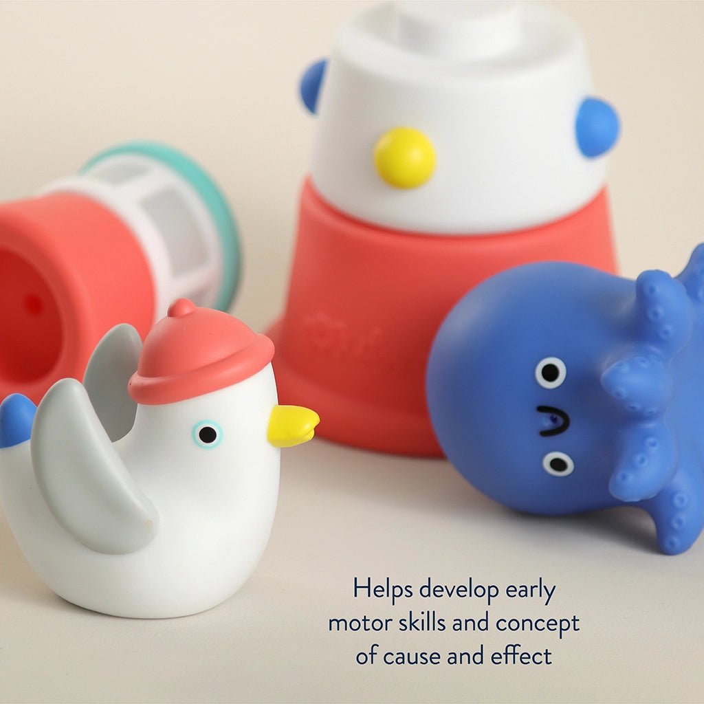 Itzy Stack & Squirt™ – Phare et animaux de bain -Jouets de bain- Boutique LeoLudo-Itzy Ritzy Canada