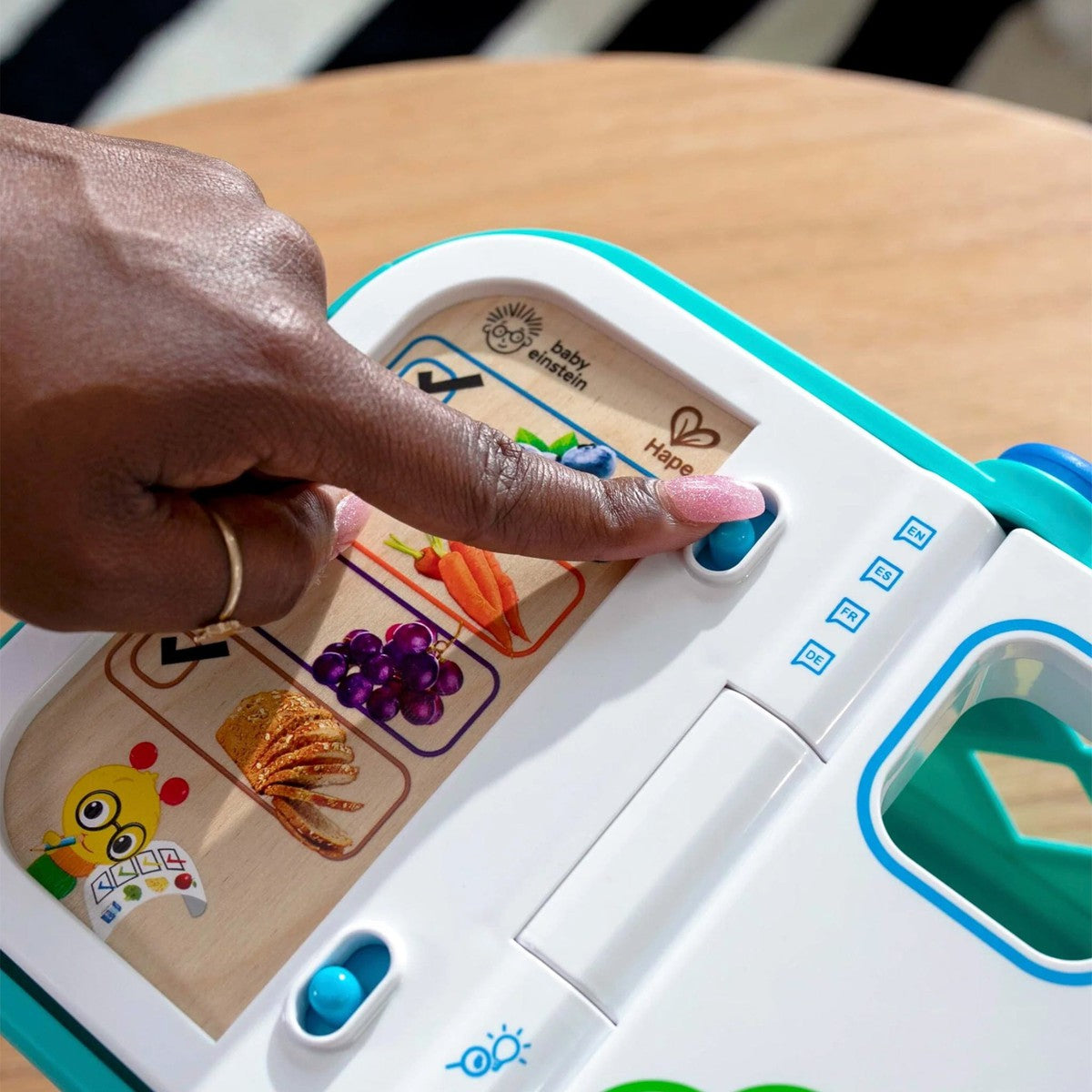 Cuisinière tactile Magic Touch de Baby Einstein Jouets d'imitation- Boutique LeoLudo