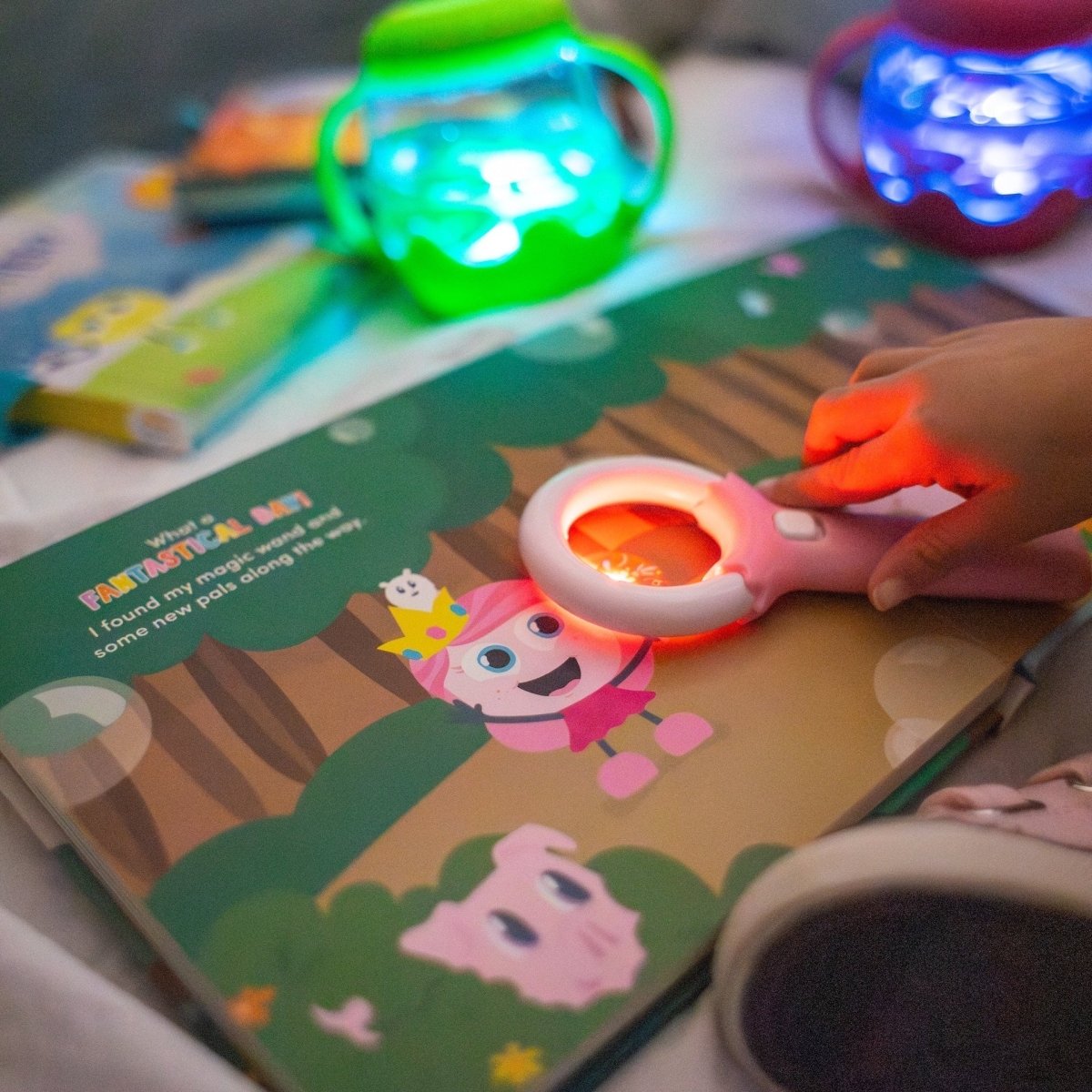 Livre interactif lumineux Glo Pals – Princess Ida et sa baguette magique -Livres- Boutique LeoLudo-Glo Pals