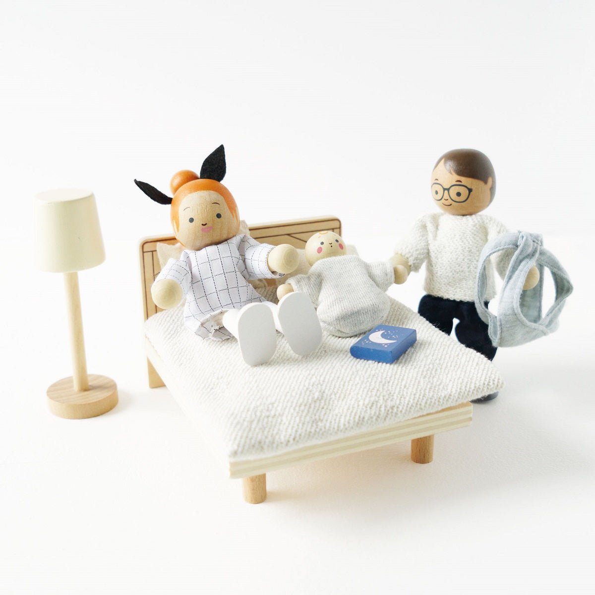 Ma famille de poupées - Accessoires de maison de poupées - Boutique LeoLudo - Le Toy Van