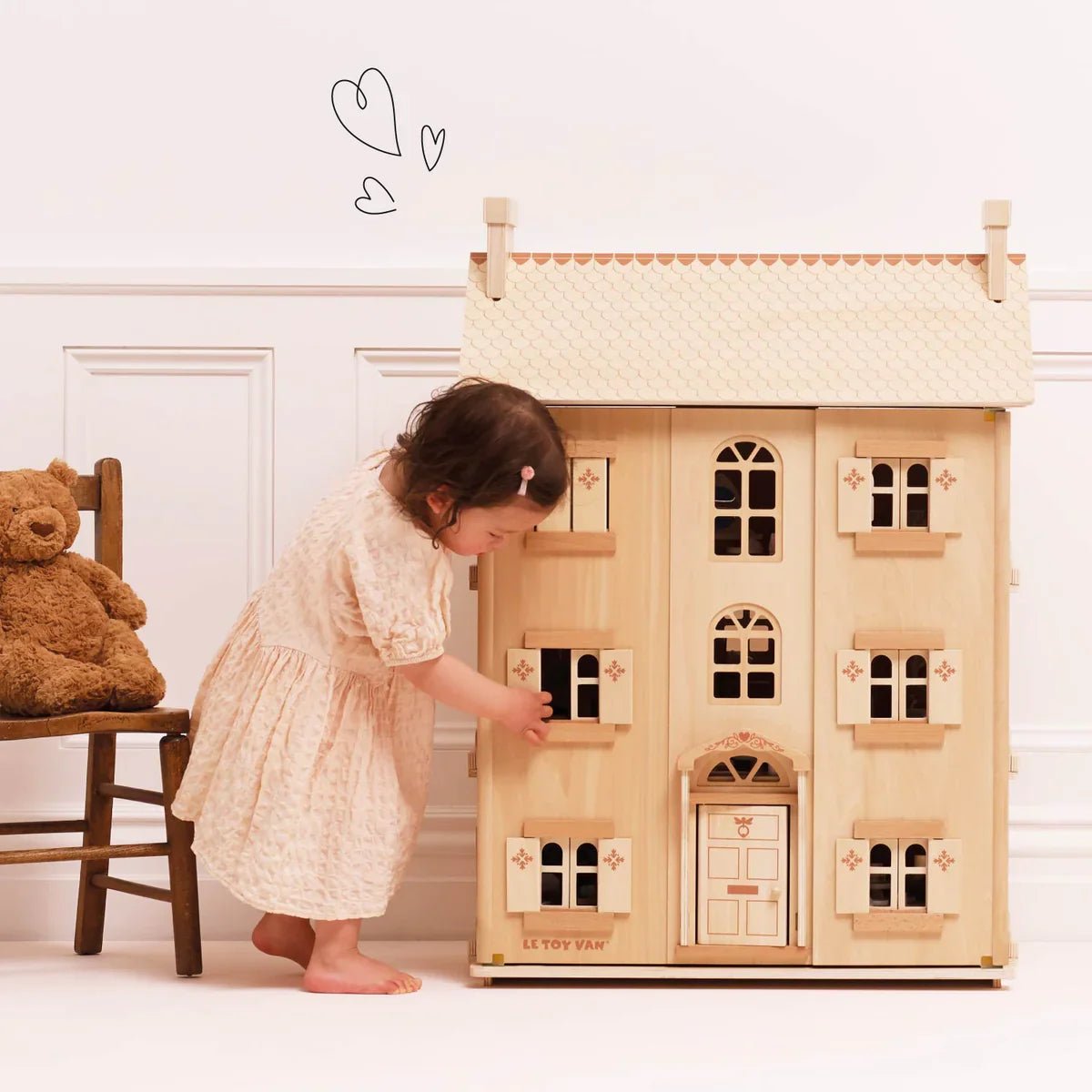 Maison de poupée en bois naturel - Maisons de poupée - Boutique LeoLudo - Le Toy Van