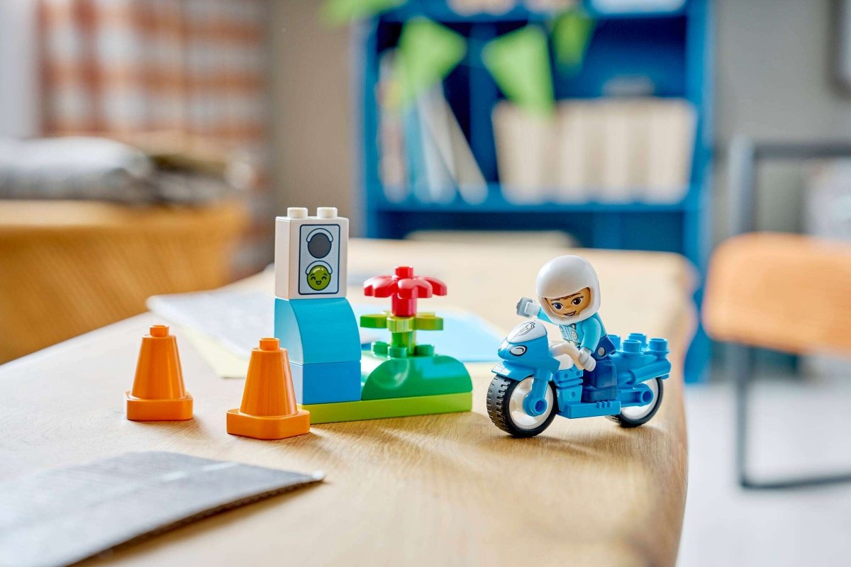 Moto de police bleue – LEGO DUPLO (11 pcs) - Ensembles de jeu - Boutique LeoLudo - LEGO