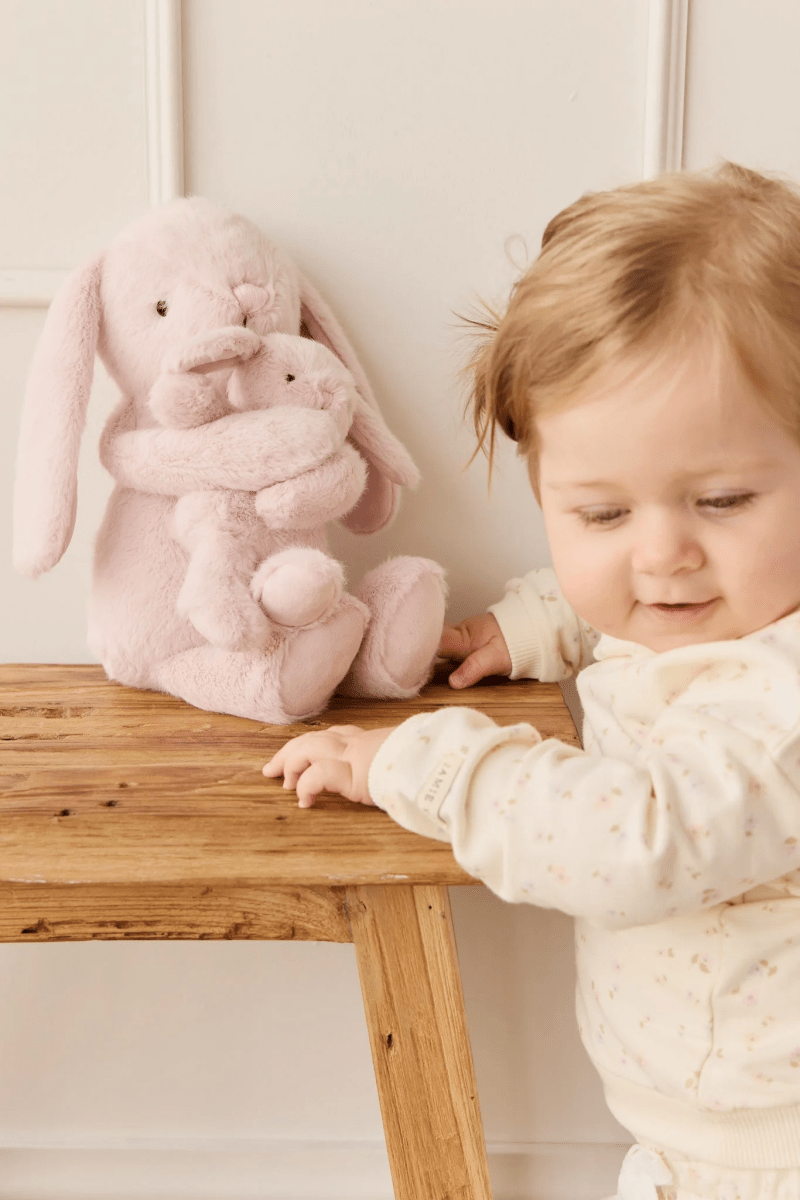 Peluche Frankie le lapin câlin et son bébé - Blossom - Snuggle Bunnies - Peluches - Boutique LeoLudo - Snuggle Bunnies