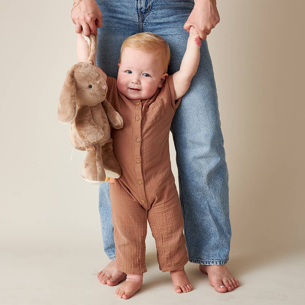 Peluche sensorielle bébé – Ana le lapin -Peluches- Boutique LeoLudo-Itzy Ritzy Canada