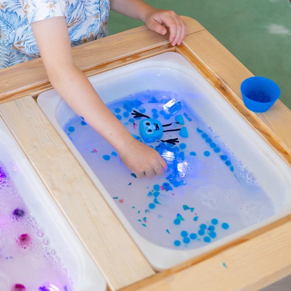 Personnage + cubes lumineux pour le bain Glo Pals - Blair (bleu) - Jouets de bain - Boutique LeoLudo - Glo Pals
