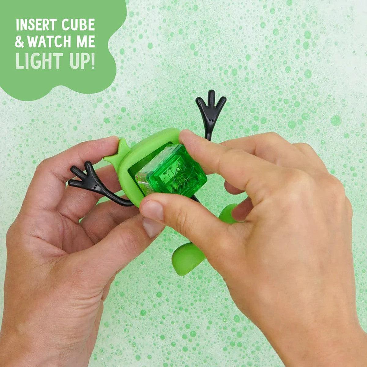 Personnage + cubes lumineux pour le bain Glo Pals - Pippa (vert) - Jouets de bain - Boutique LeoLudo - Glo Pals