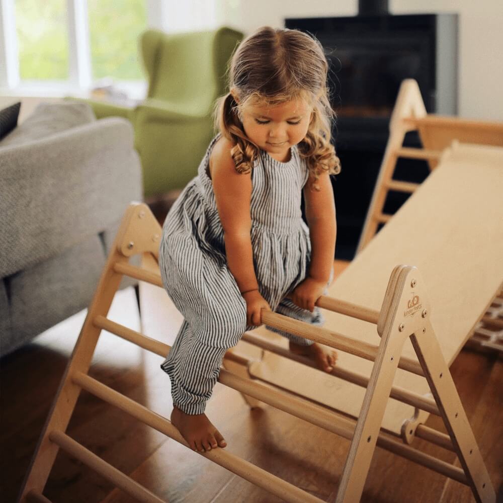 Pyramide d'escalade Pikler Triangle (medium) - Jeu actif - Boutique LeoLudo - Kinderfeets