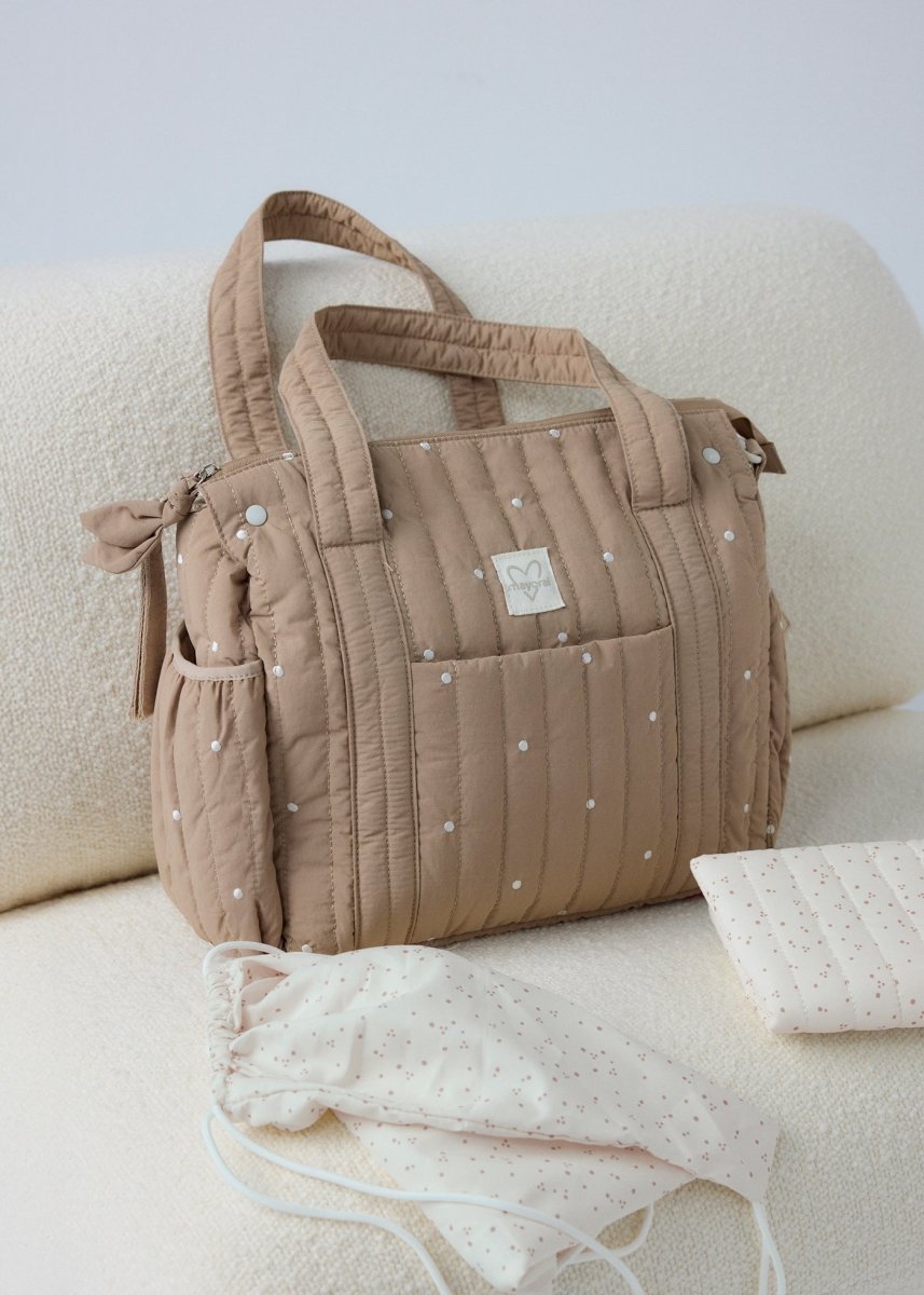 Sac à langer matelassé Mayoral avec matelas à langer – Taupe à pois -Accessoires bébé- Boutique LeoLudo-Mayoral