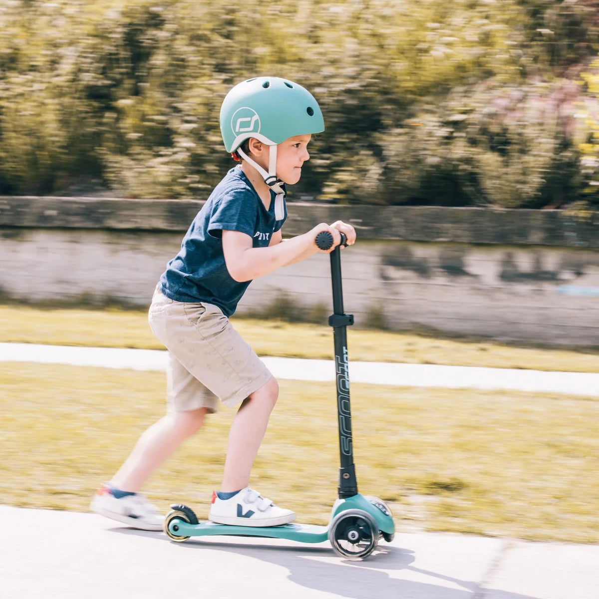 Trottinette Highwaykick 3 avec LED - Vert forêt -Jeux d'extérieur- Boutique LeoLudo-Scoot & Ride