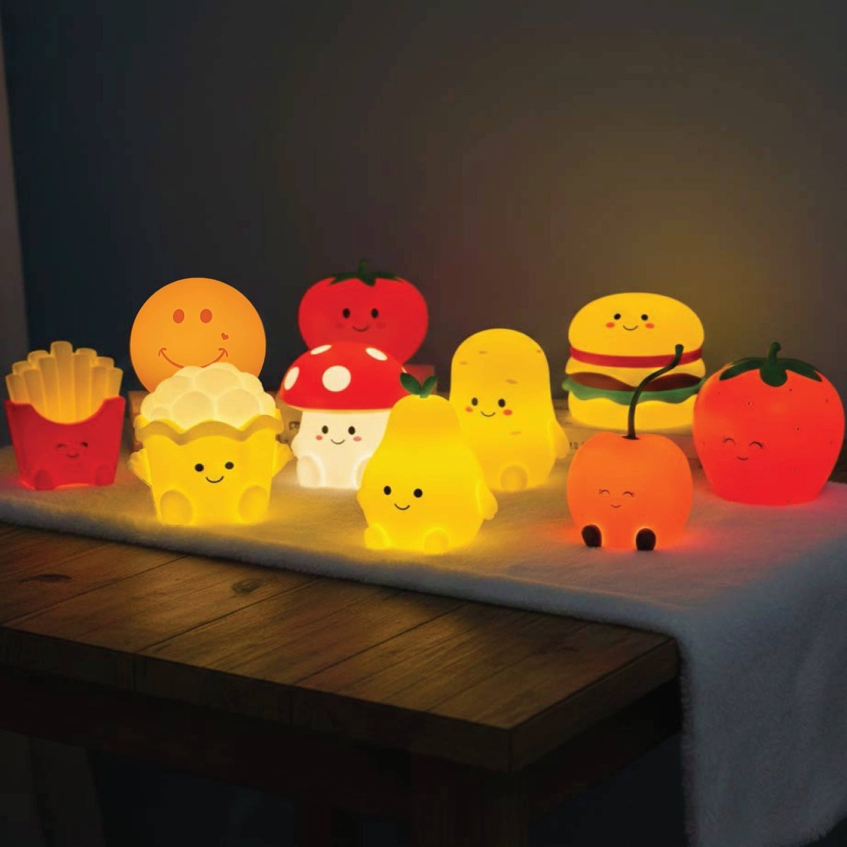 Veilleuse en silicone rigolote - Assortiment gourmand -Veilleuses- Boutique LeoLudo-Canadian Gift Concept