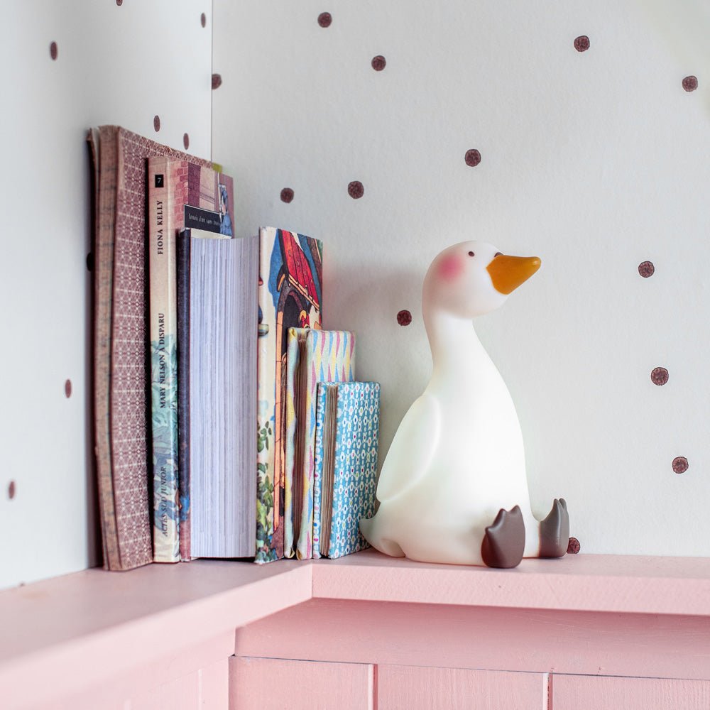 Veilleuse portable Cygne : Lumière chaude, autonomie 15h, recharge USB rapide. Parfait compagnon nocturne pour bébé !