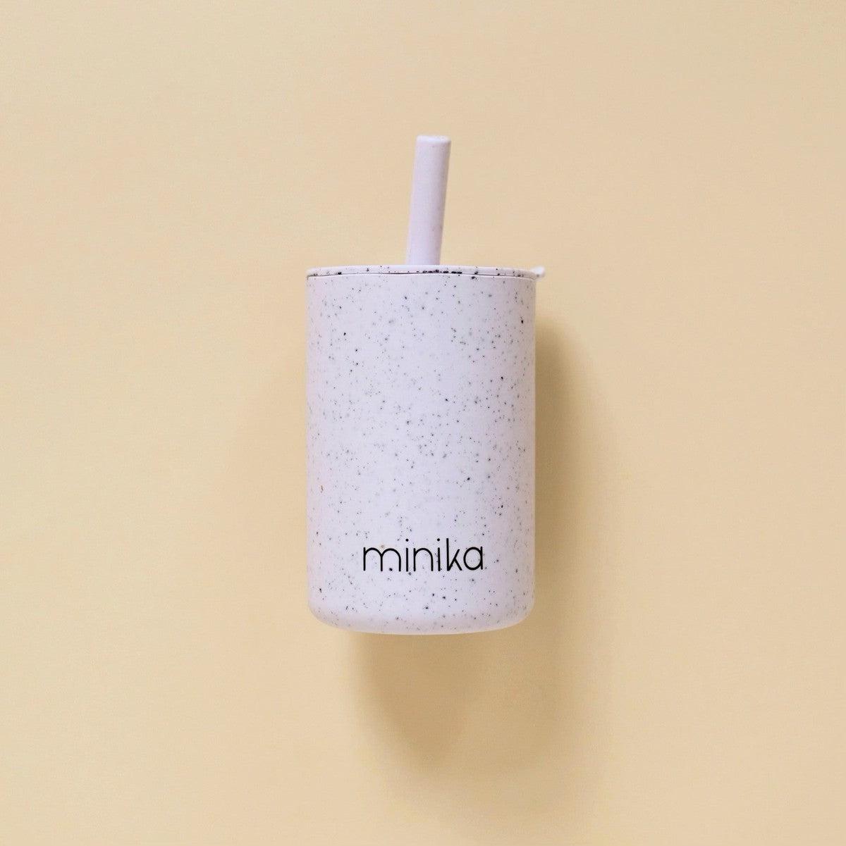 Verre en silicone avec paille et couvercle - Alimentation & repas - Boutique LeoLudo - Minika
