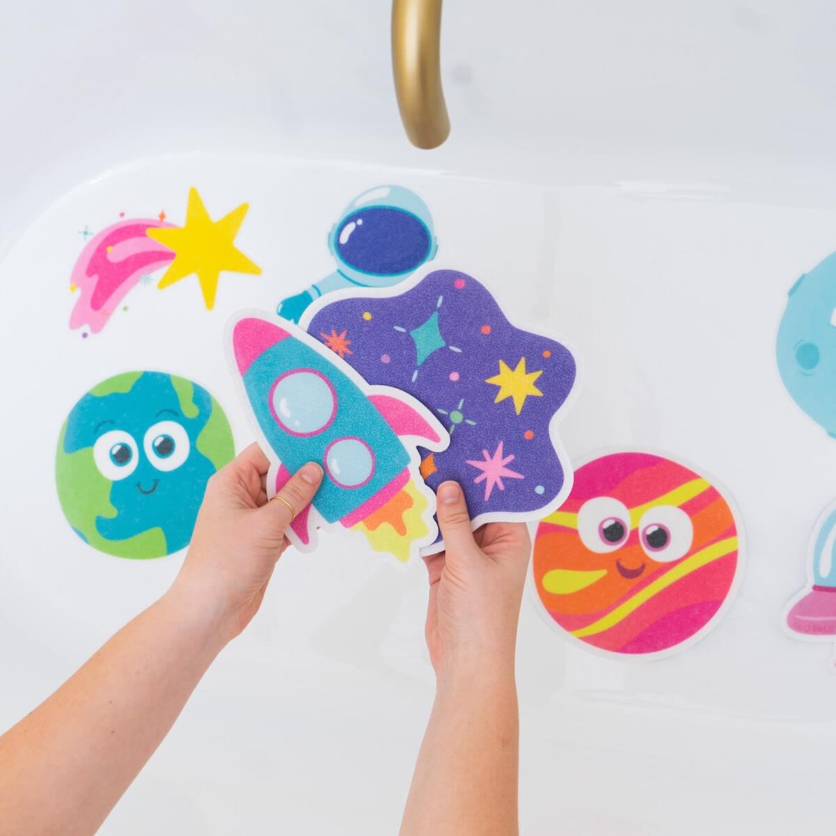 Autocollants antidérapants de baignoire Galaxy Grips - Jouets de bain - Boutique LeoLudo - Glo Pals