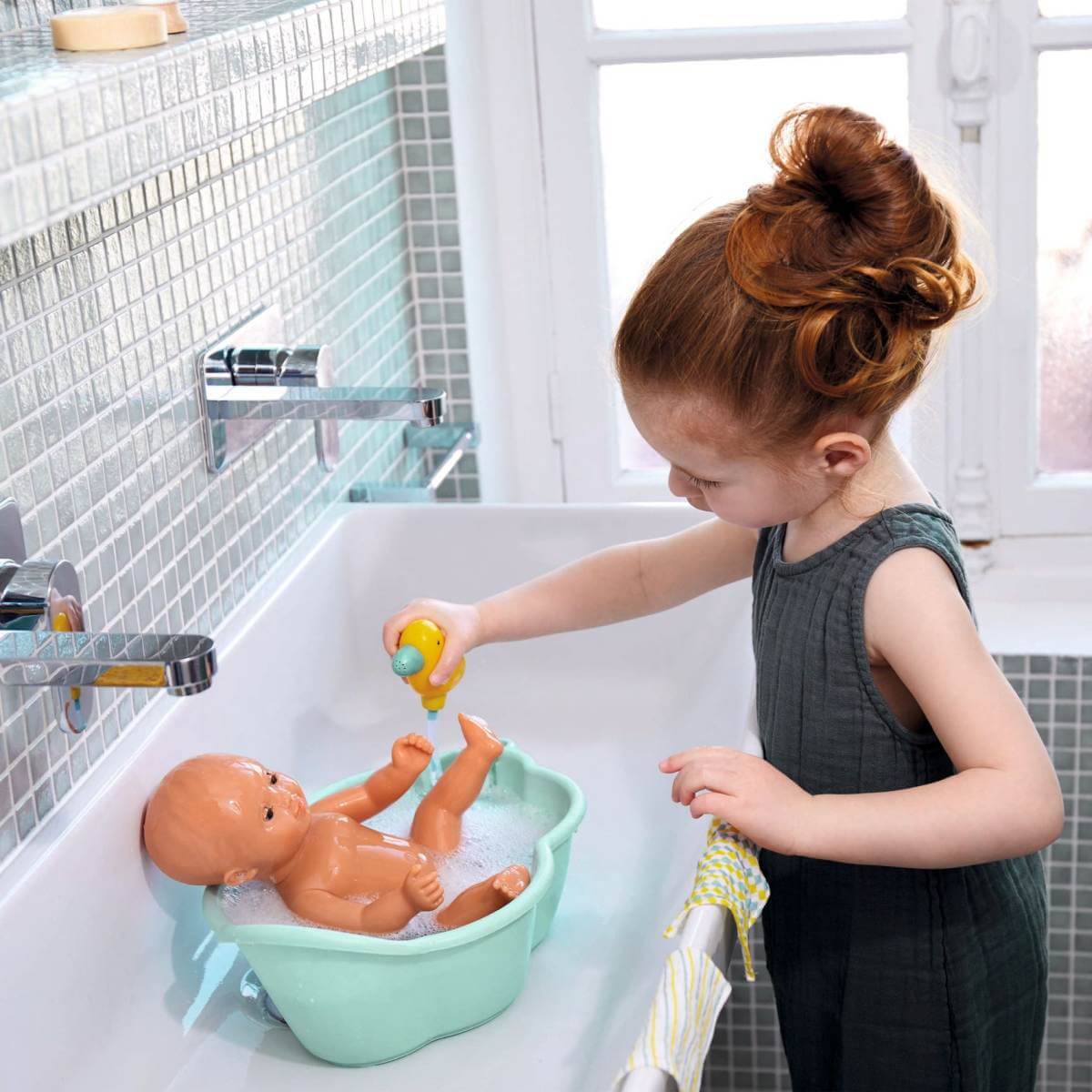 Baignoire pour poupée Pomea - Accessoires poupée - Boutique LeoLudo - Djeco