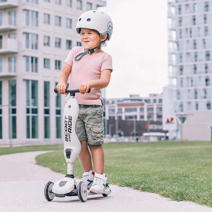 Casque Ash (XXS–S) - Jeux d'extérieur - Boutique LeoLudo - Scoot & Ride