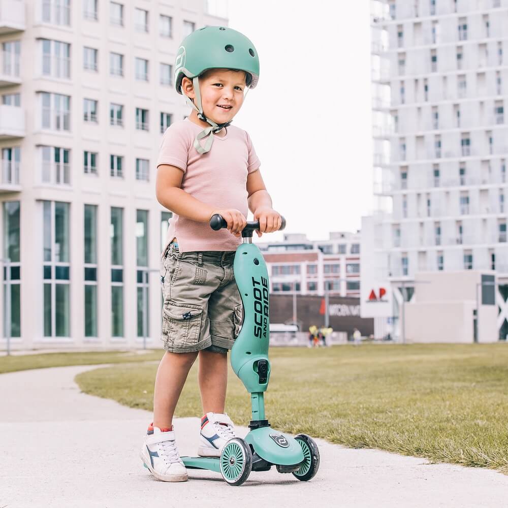 Casque Vert Forêt (XXS–S) - Jeux d'extérieur - Boutique LeoLudo - Scoot & Ride