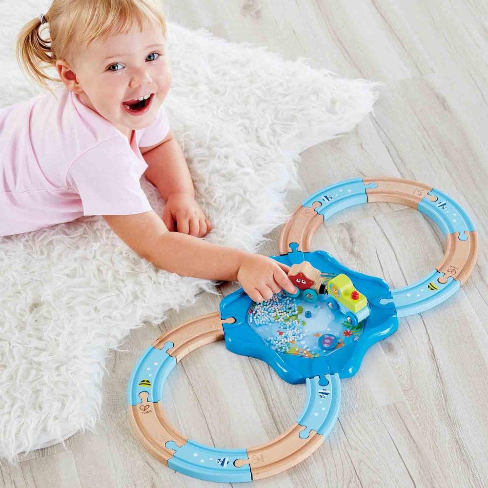Chemin de fer sous - marin - Ensembles de jeu - Boutique LeoLudo - Hape
