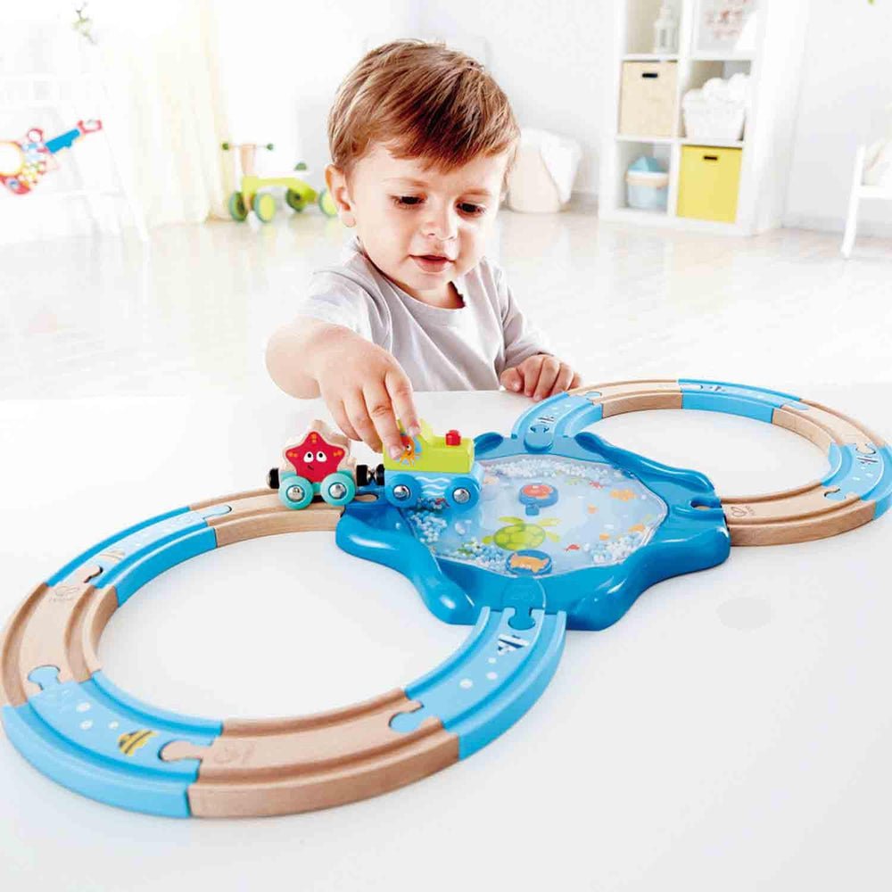 Chemin de fer sous - marin - Ensembles de jeu - Boutique LeoLudo - Hape