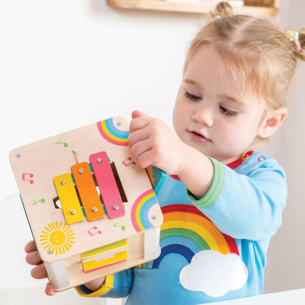 Cube d'activités Petilou - Jouets d'éveil - Boutique LeoLudo - Le Toy Van