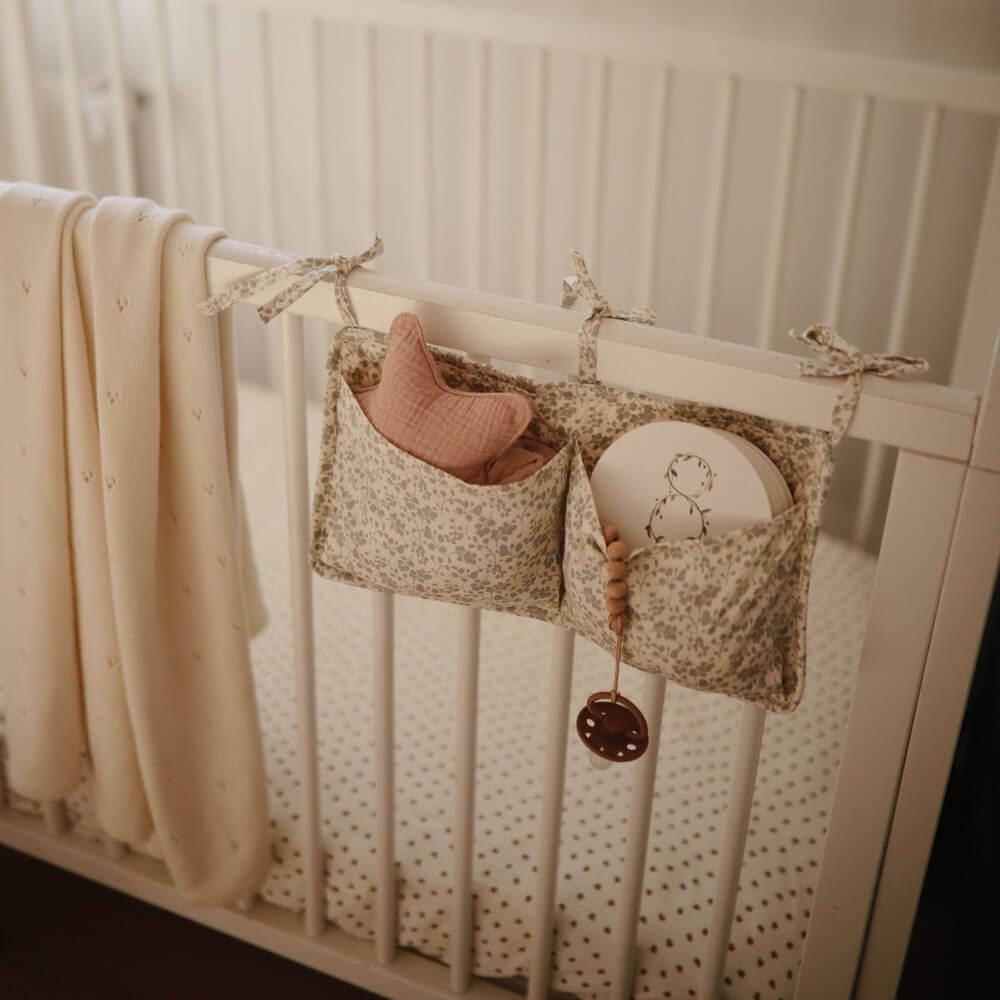 Drap contour de lit de bébé en mousseline - Bloom - Literie - Boutique LeoLudo - Mushie