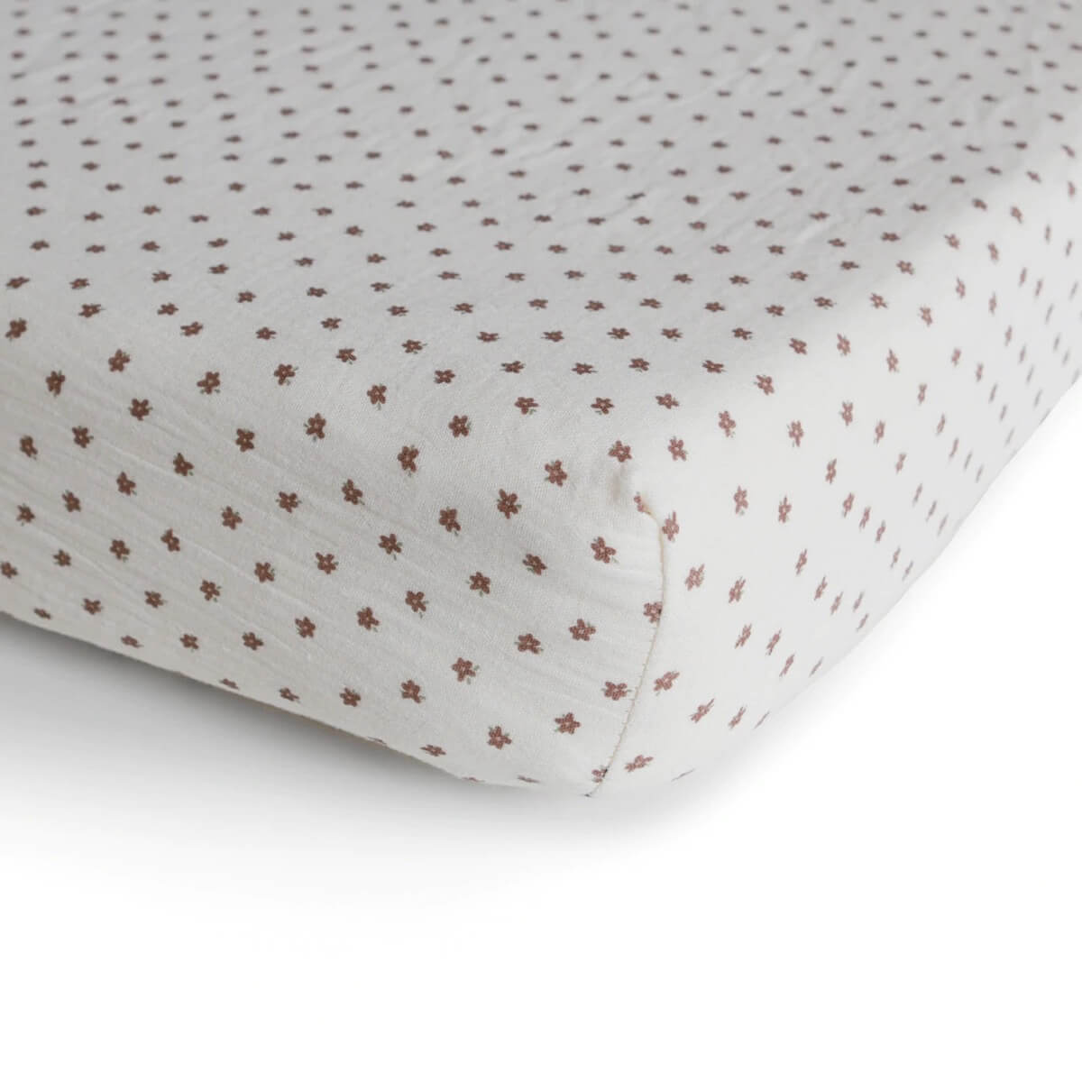 Drap contour de lit de bébé en mousseline - Bloom - Literie - Boutique LeoLudo - Mushie