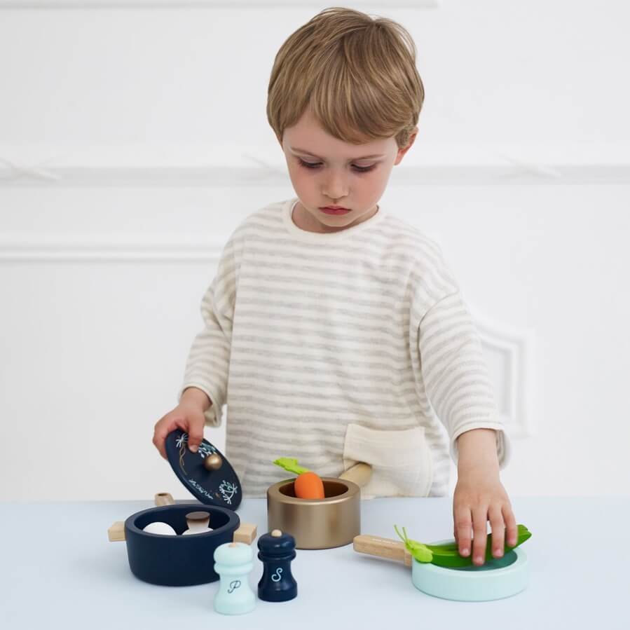 Ensemble de casseroles - Jouets d'imitation - Boutique LeoLudo - Le Toy Van