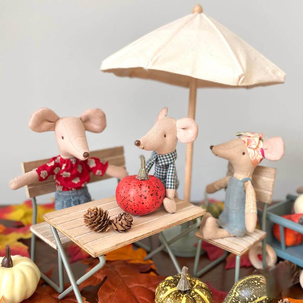 Ensemble de meubles de jardin Mini - Accessoires de maison de poupées - Boutique LeoLudo - Maileg