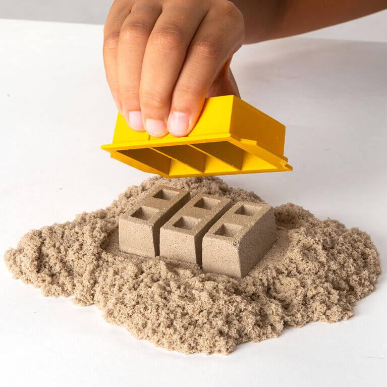 Kinetic Sand - Camion de construction: creuser et démolir-Kinetic Sand-Boutique LeoLudo
