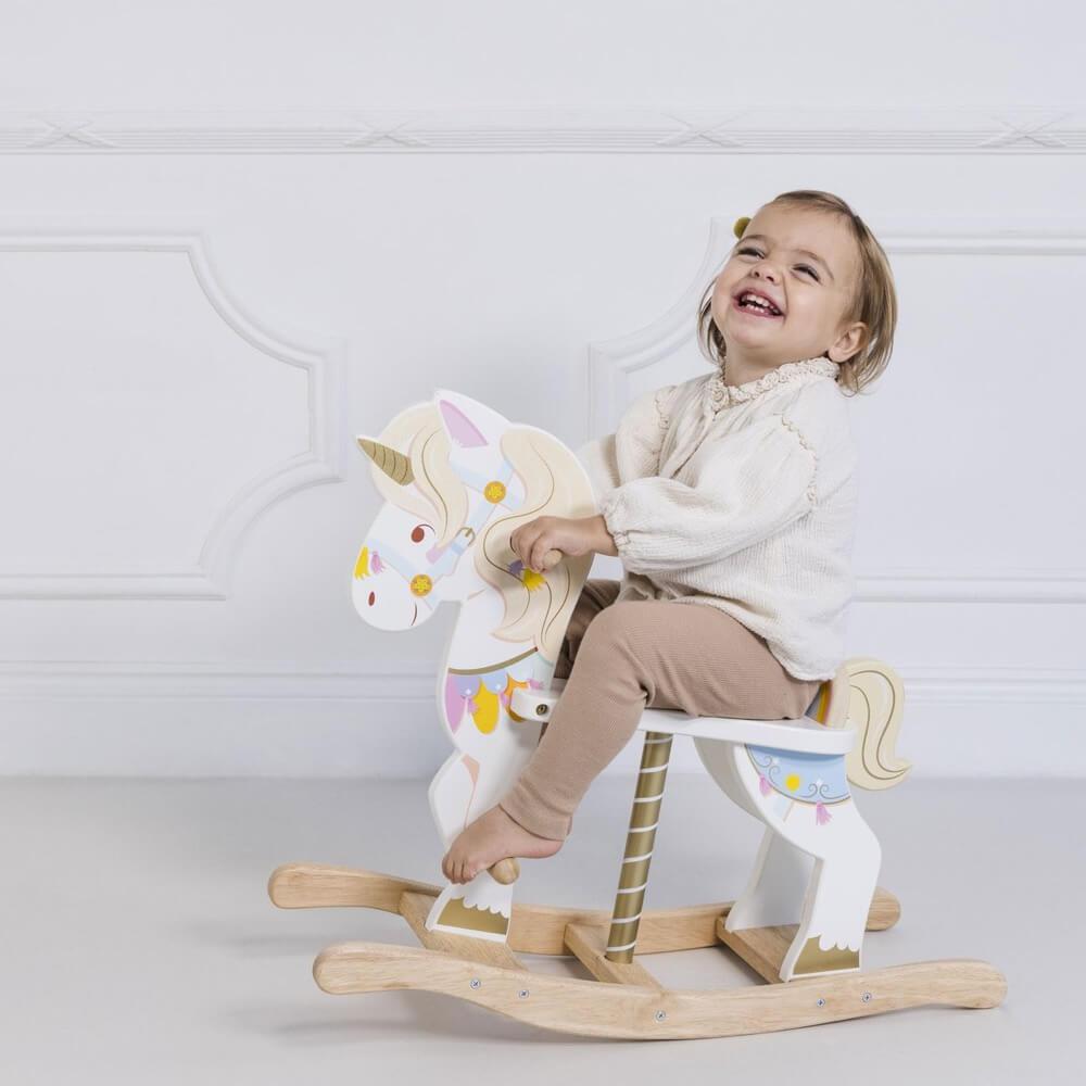 Licorne à bascule du carousel - Porteurs - Boutique LeoLudo - Le Toy Van