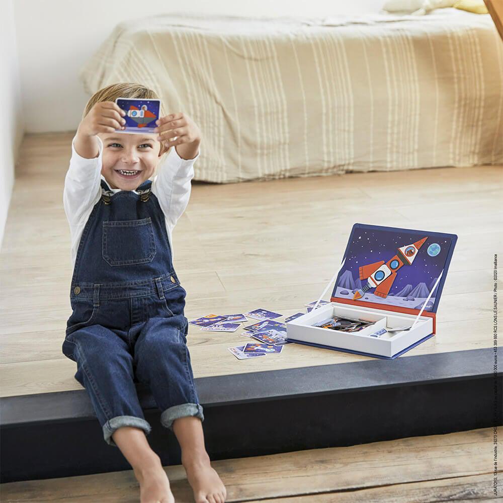 Magnétibook - Cosmos (52 mcx) - Jeux magnétiques - Boutique LeoLudo - Janod