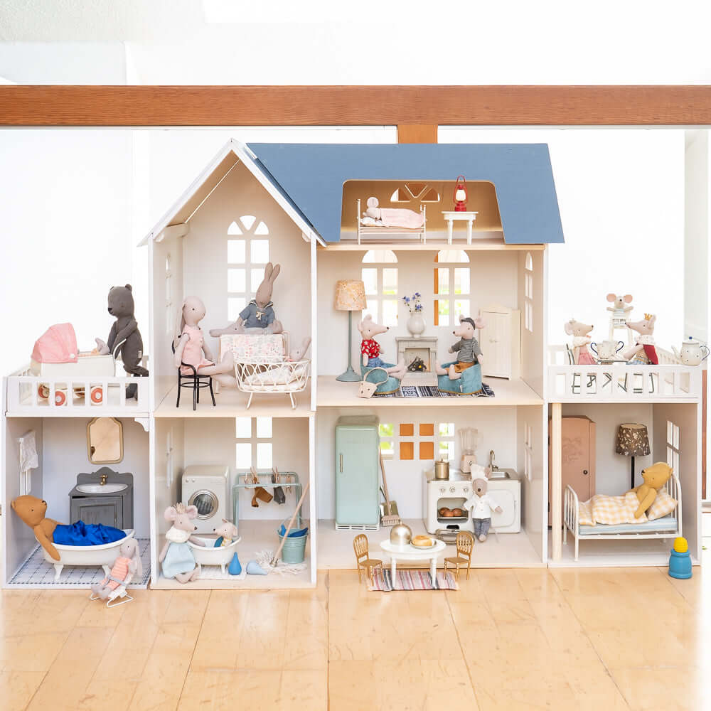 Boutique en ligne de miniatures pour maisons de poupées