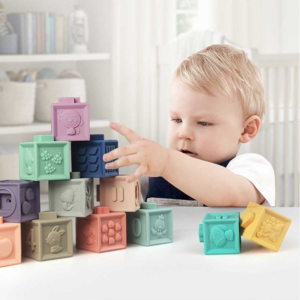 Mes premiers cubes éducatifs 3D - Jouets à trier & empiler - Boutique LeoLudo - BabyToLove