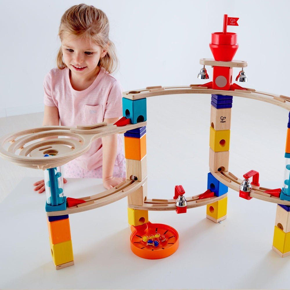 Parcours de bille Quadrilla: Évasion de château (102 pcs) - Jeux de construction - Boutique LeoLudo - Hape