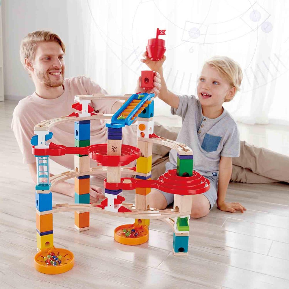 Parcours de billes Super spirales Quadrilla (129 pcs) - Jeux de construction - Boutique LeoLudo - Hape