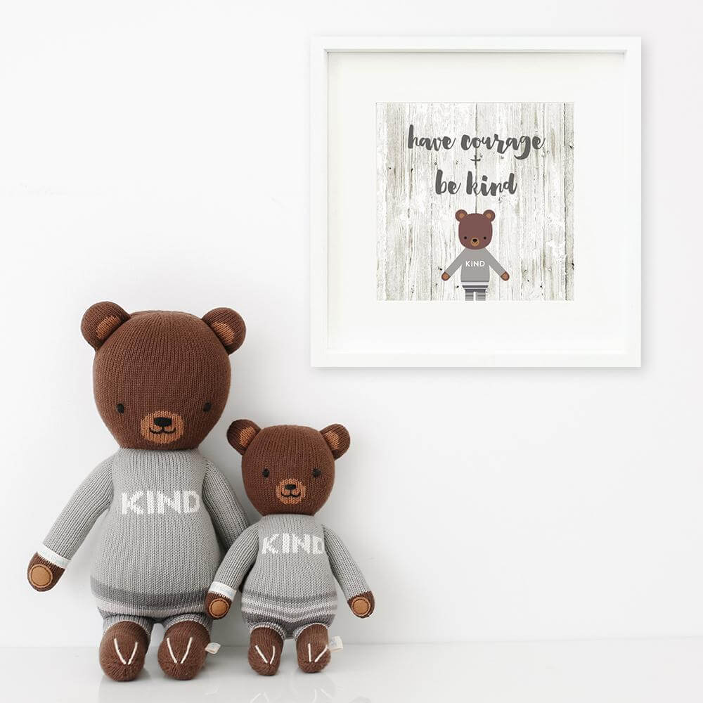 Peluche - Oliver l'ourson - Peluches - Boutique LeoLudo - cuddle + kind