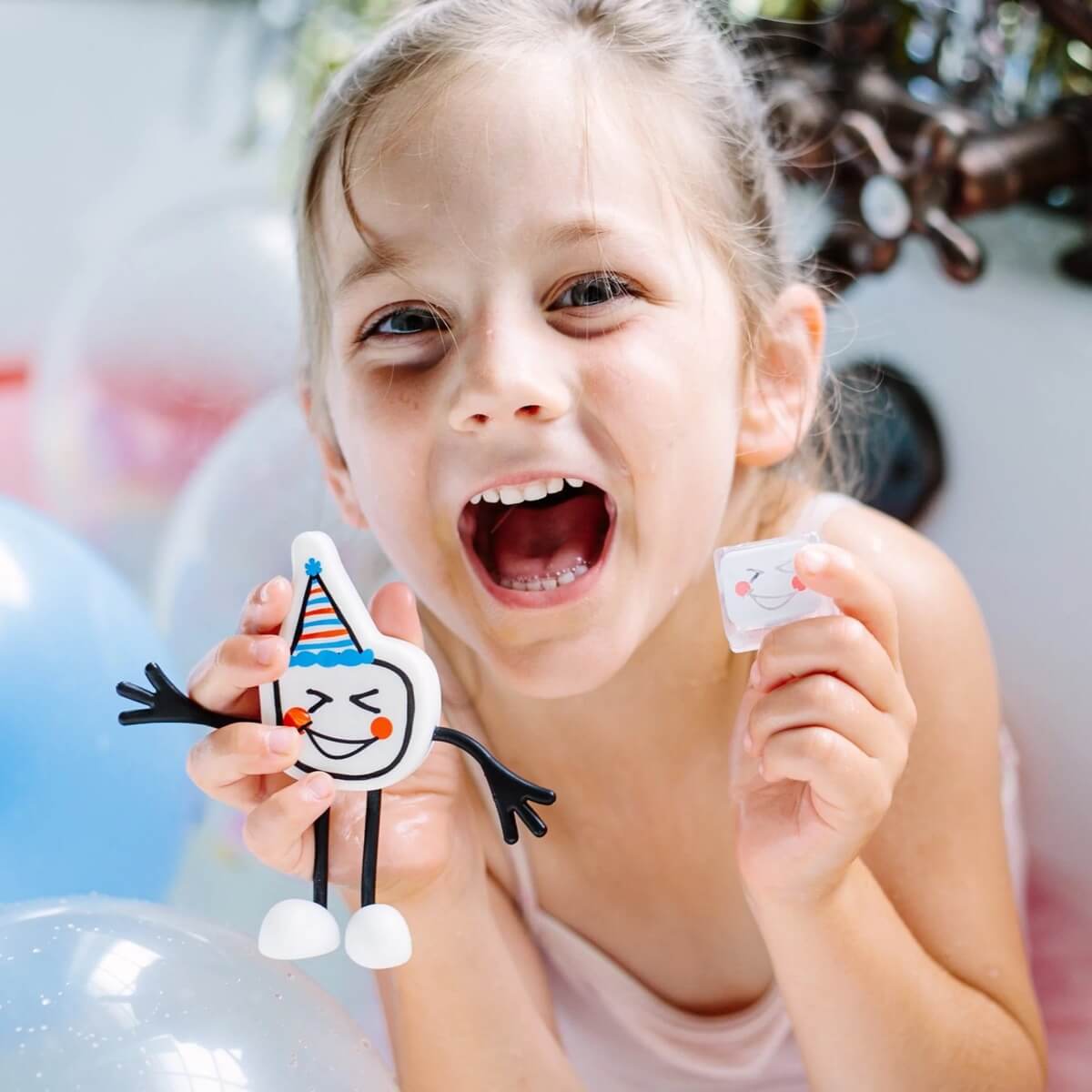 Personnage + cubes lumineux pour le bain Glo Pals - Copain de fête - Jouets de bain - Boutique LeoLudo - Glo Pals