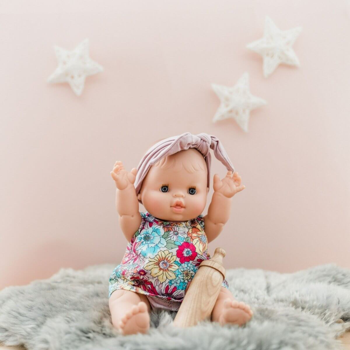 Poupée bébé Gordis en pyjama - Rose - Poupées - Boutique LeoLudo - Paola Reina