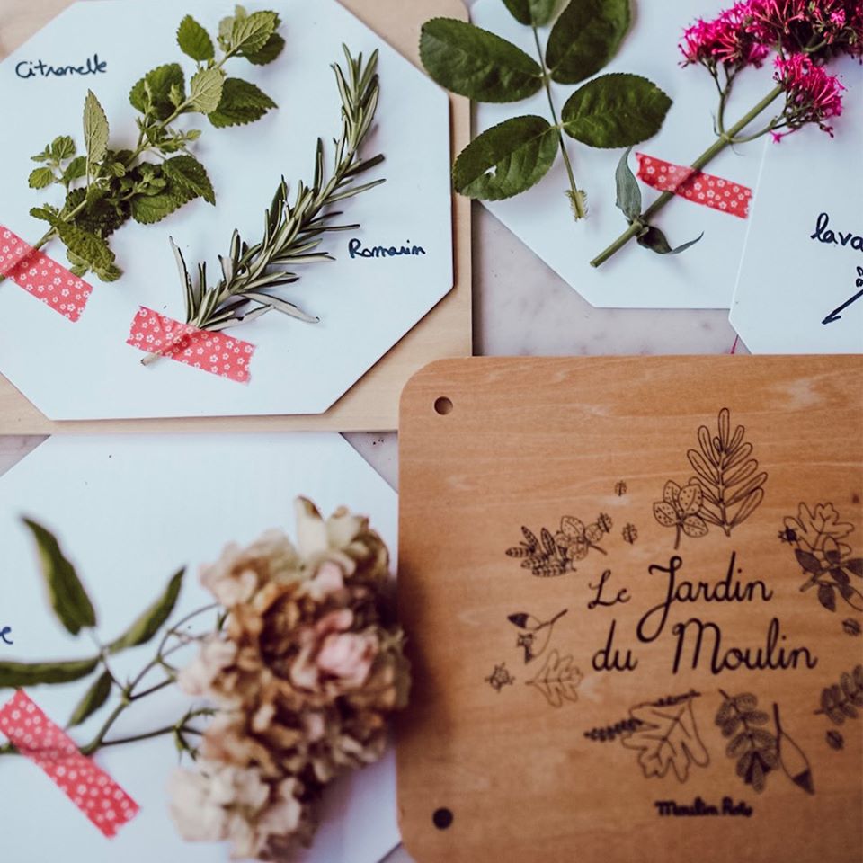 Presse à fleurs le Jardin du Moulin - Jeux d'extérieur - Boutique LeoLudo - Moulin Roty