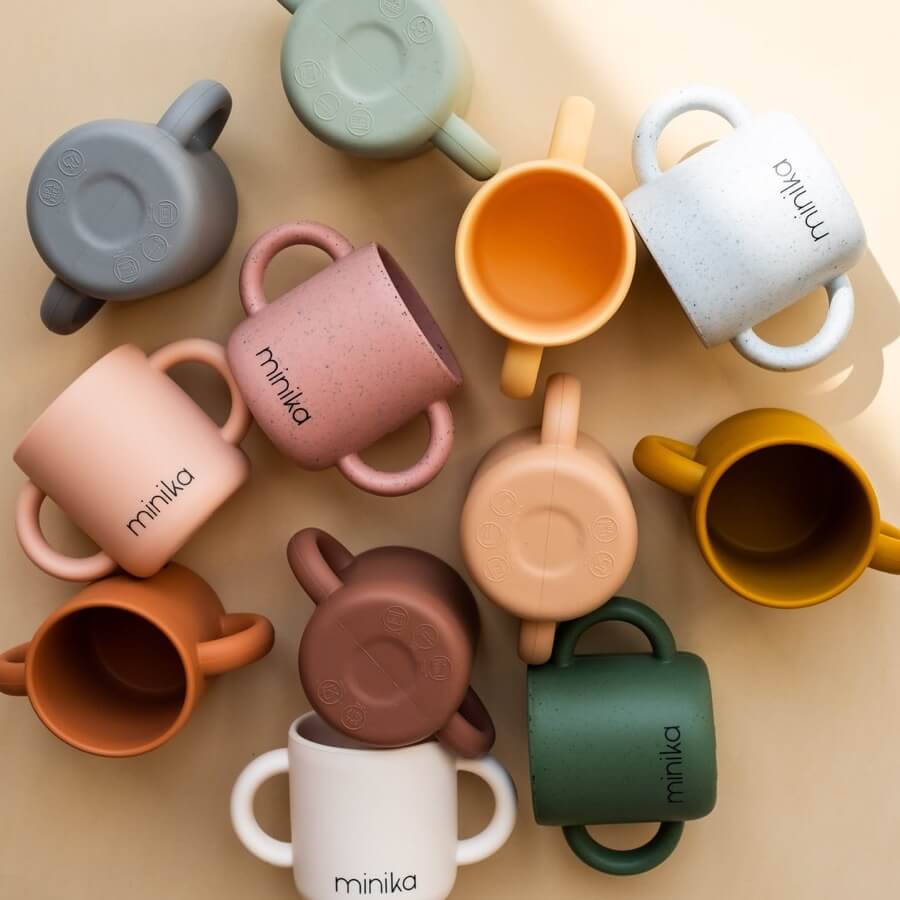 Tasse d'apprentissage avec poignées - Shell - Alimentation & repas - Boutique LeoLudo - Minika
